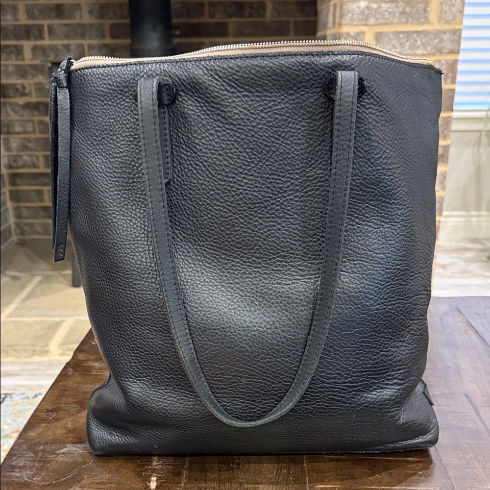 Consuela Evie Market Tote - Picture 7 of 14